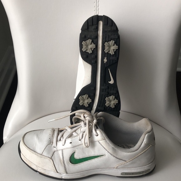 Youth Golf shoes. - Picture 3 of 5